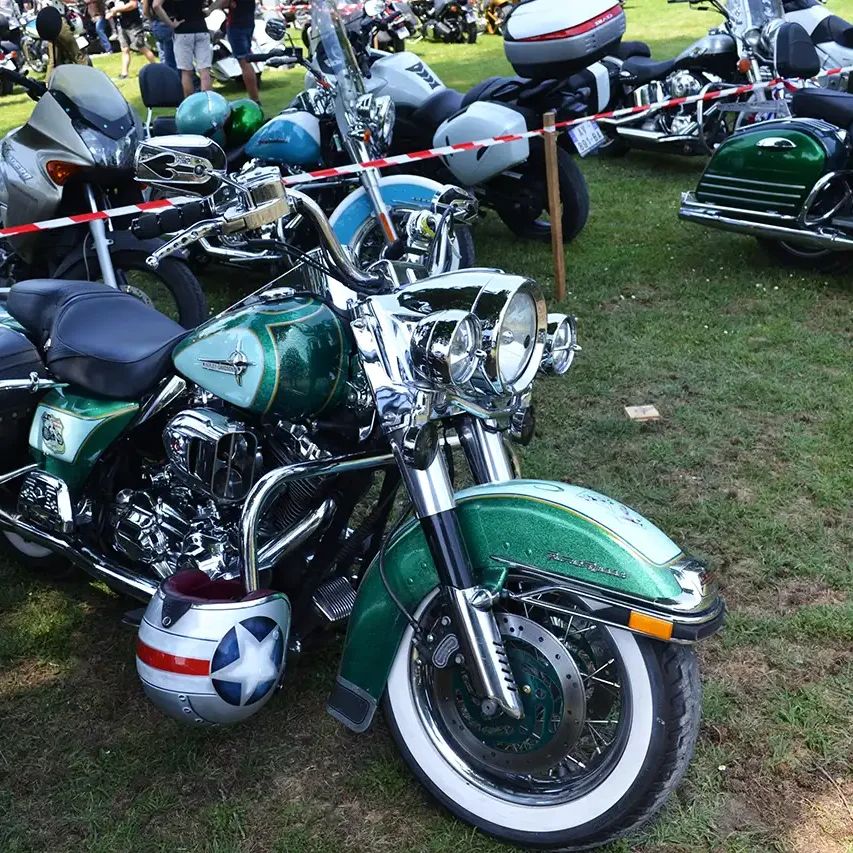 Harley Davidson au Motors n' Blues à Dax dans les Landes.