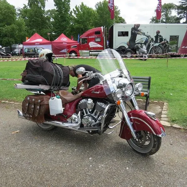 Photo du Festival Motors n' Blues 2017 par American Crazy Cars.