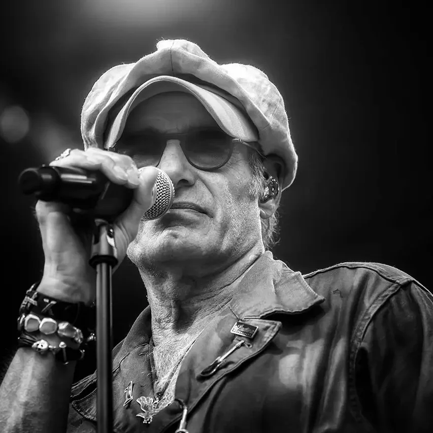 Photo de Gérard Lanvin au Motors n' Blues 2022 par Franck Mage.