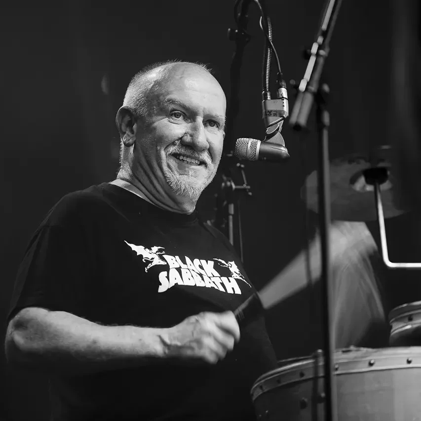 The Hyènes avec Denis Barthe en concert au festival Motors n' Blues de Dax.