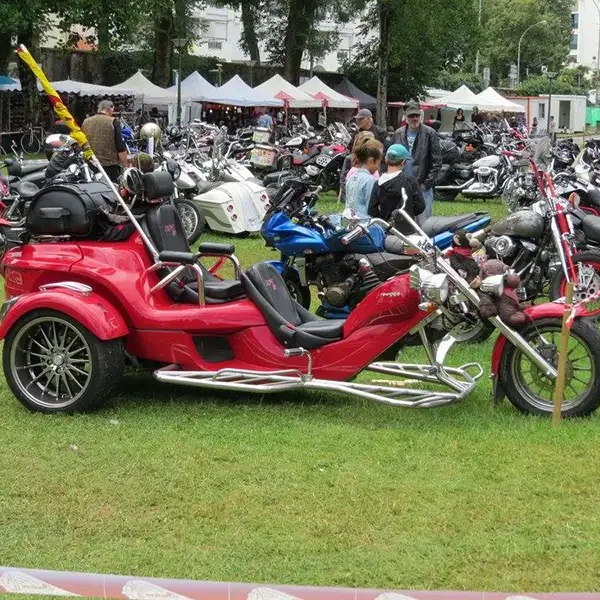 Photos du Festival Motors n' Blues 2017 par American Crazy Cars.