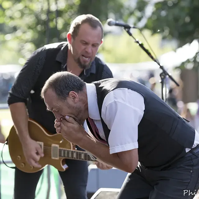 Mountain Men en concert au Festival Motors n' Blues 2017.