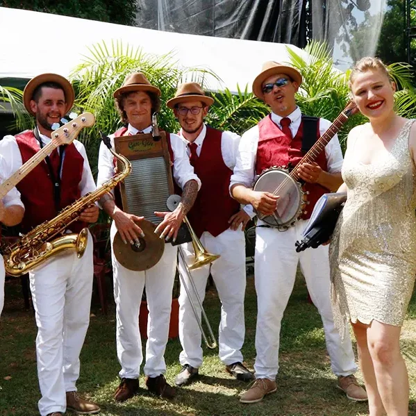 Le Brass