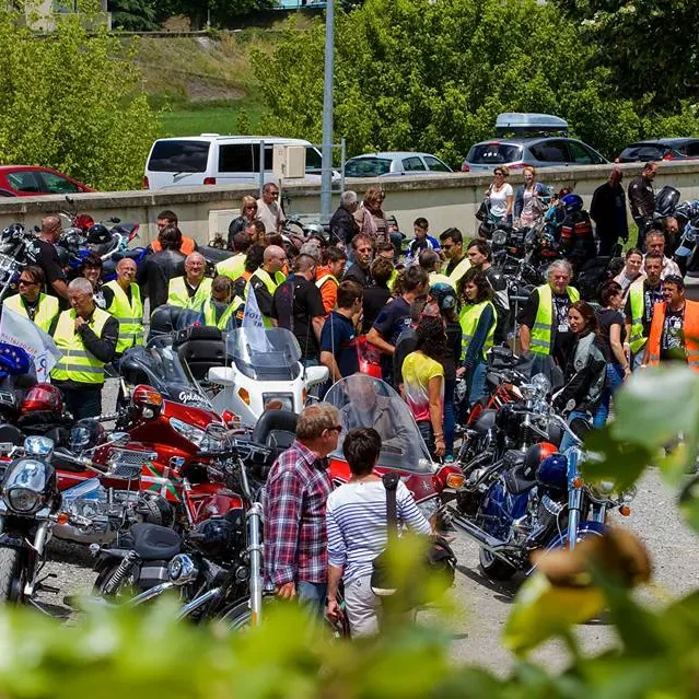 Préparation de la balade à moto, Motors n' Blues de Dax le 6 juillet 2013.