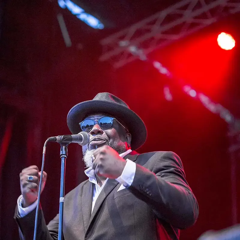Photo de Big Daddy Wilson au Festival Motors n' Blues 2022 par Franck Mage.