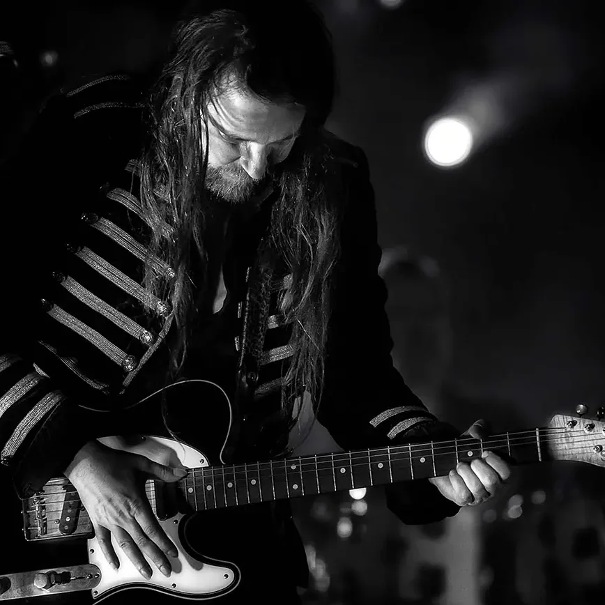 Photo de Alexis « Mr. Al » Didier au Motors n' Blues 2023 par Franck Mage.