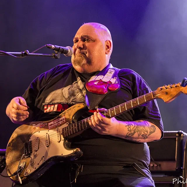 Popa Chubby au Festival Motors n' Blues en 2017.