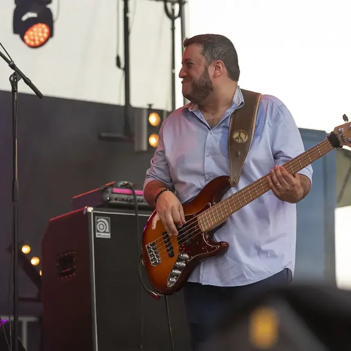 Miss Bee and The Bullfrogs au Motors n' Blues de Dax en 2023.