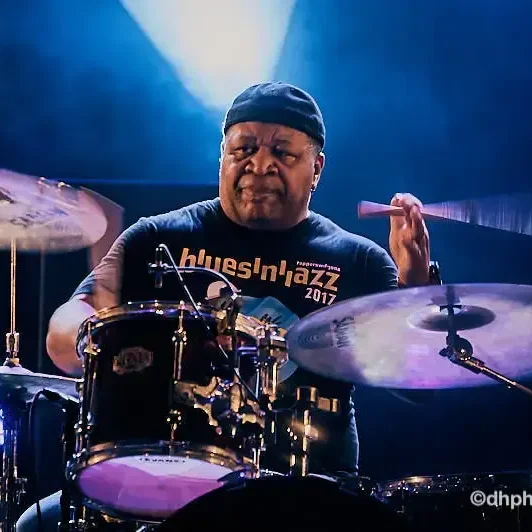 Photos du concert de Popa Chubby au Motors n' Blues à Dax le 8 juillet 2017.