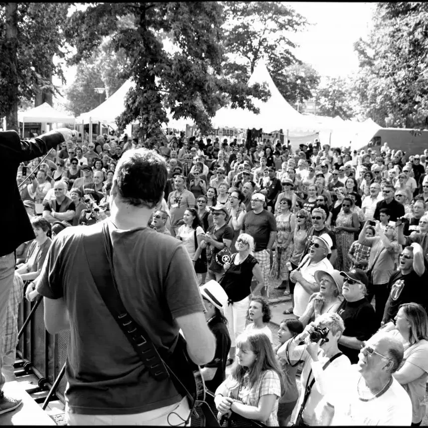 Serge Lafourcade, photographe au Motors n' Blues de Dax.
